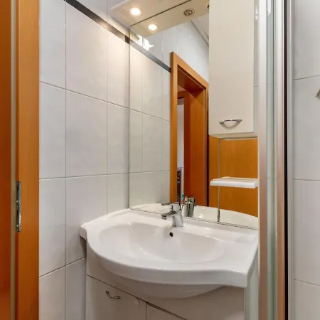 Holiday-1 By Interhome Apartament *