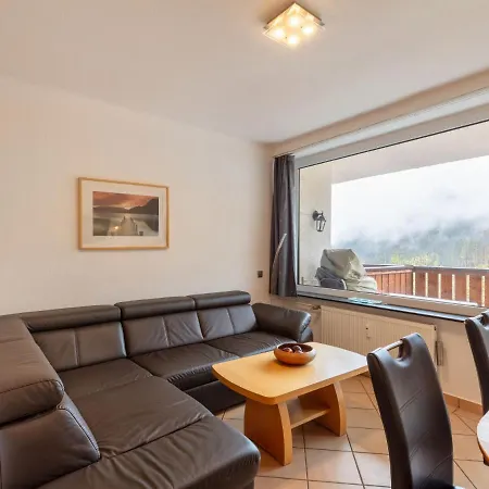 Apartament Holiday-1 By Interhome
