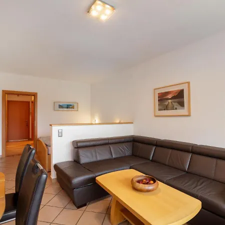Apartament Holiday-1 By Interhome