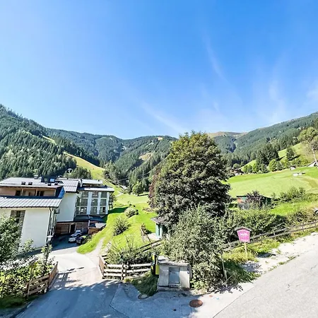 Apartament Holiday-1 By Interhome *